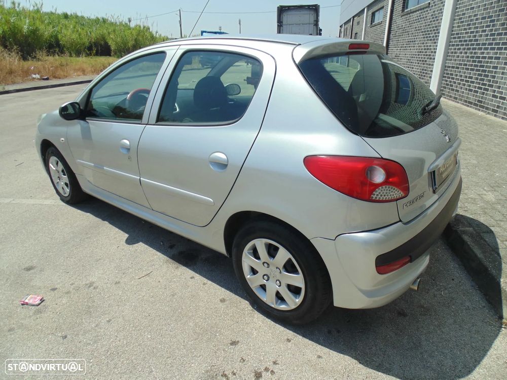 Peugeot 206+ 1.1 Trendy - 13