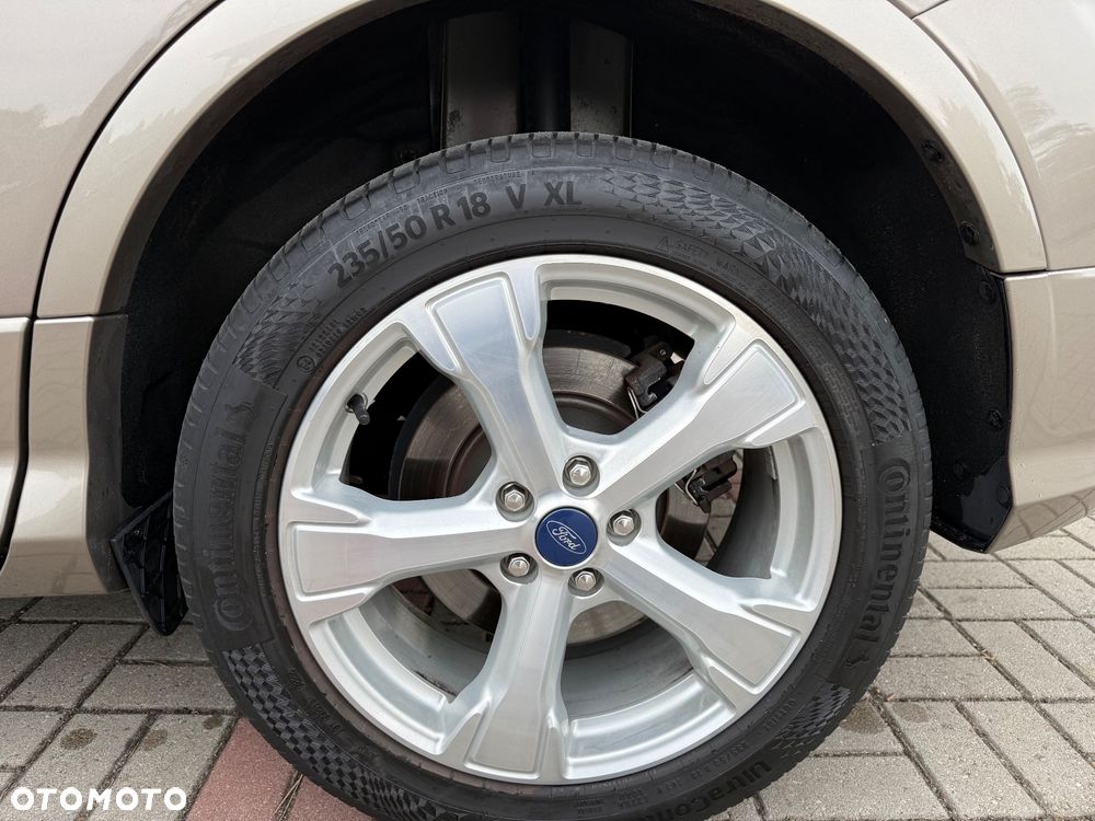 Ford Kuga 2.0 TDCi 4x4 ST-Line - 35