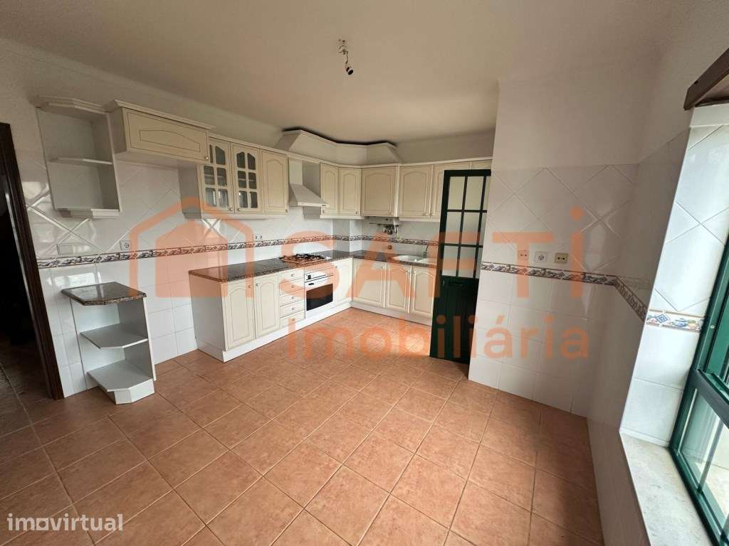 Apartamento T2 no Entroncamento - Grande imagem: 4/16