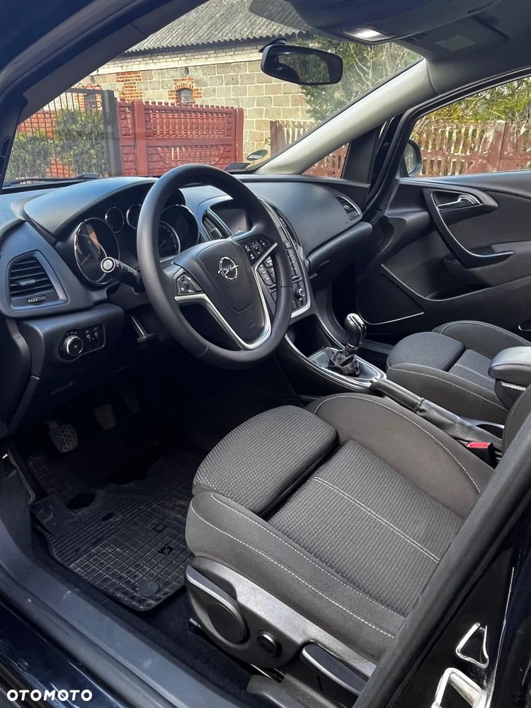 Opel Astra 1.7 CDTI - 10