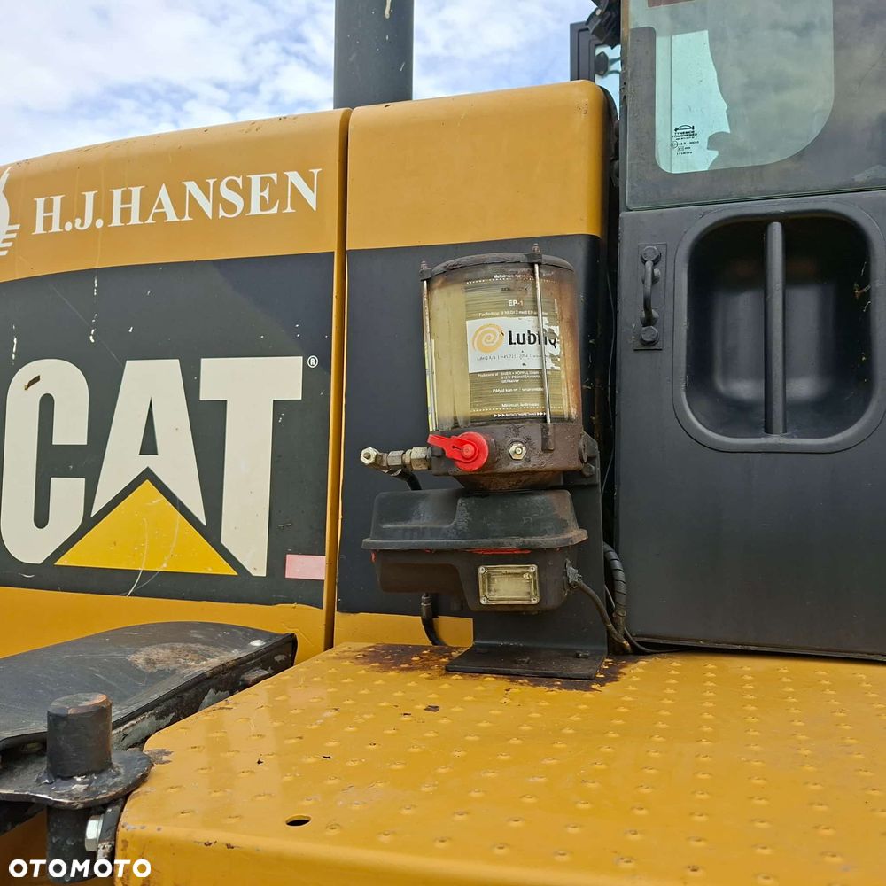 Ładowarka kołowa Caterpillar 930G Fadroma CAT - 10
