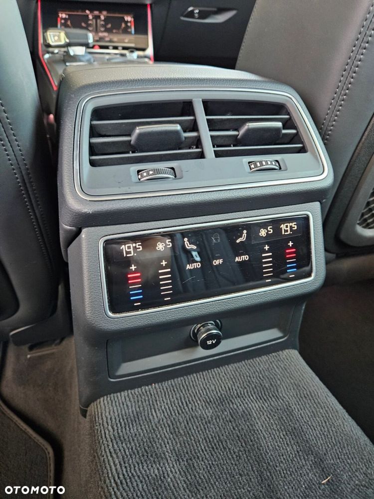 Audi A6 Avant - 30