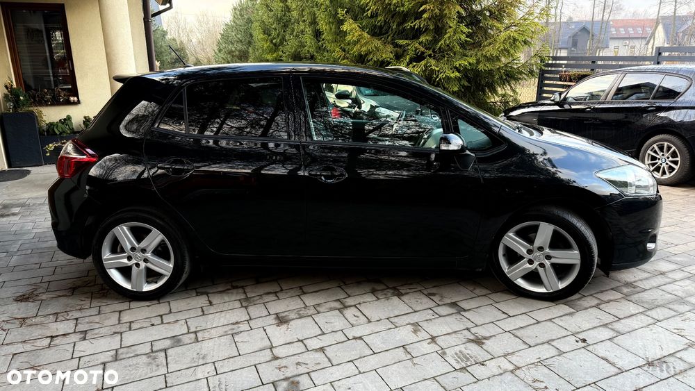 Toyota Auris 1.6 Executive - 6