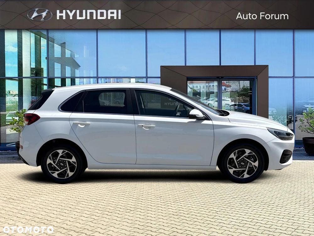 Hyundai i30 1.6 T-GDI Smart DCT - 6