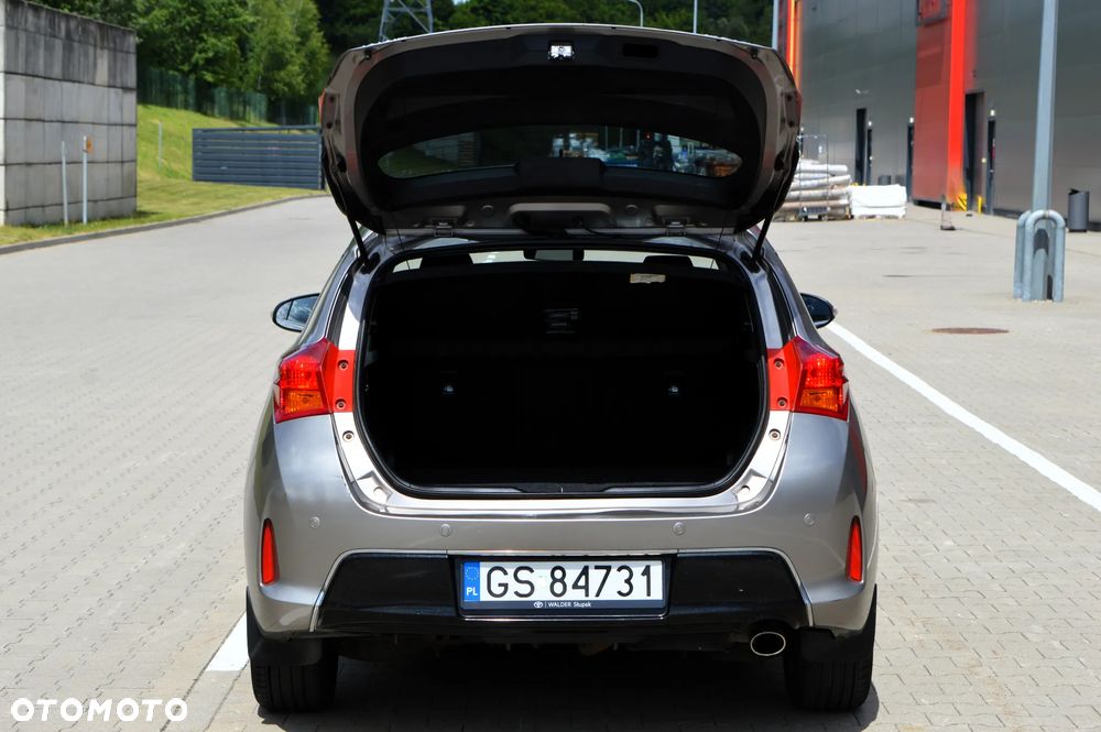 Toyota Auris 1.6 Premium + - 30