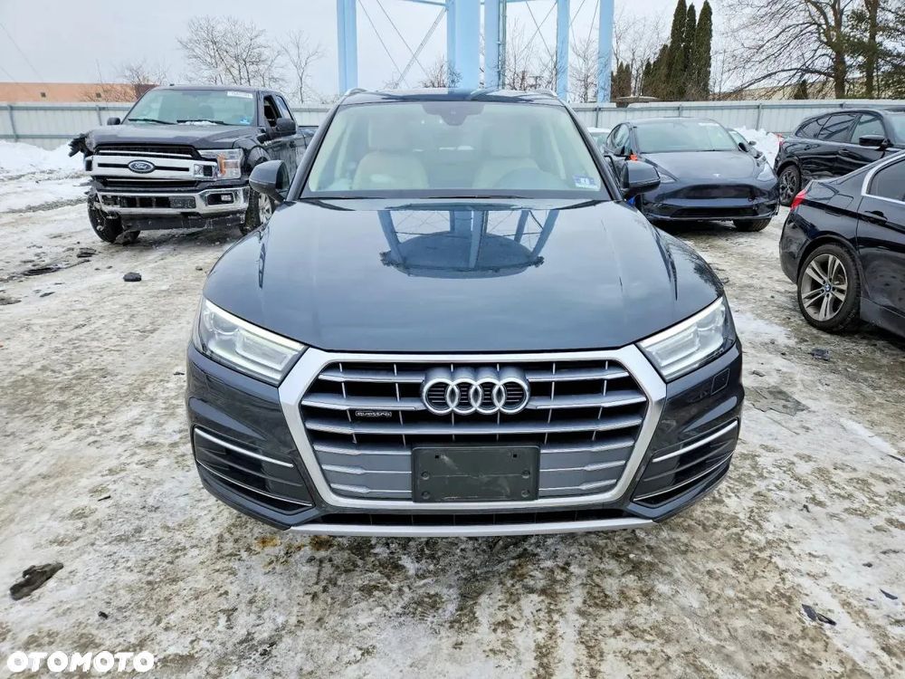 Audi Q5 2.0 TFSI Quattro S tronic design - 3