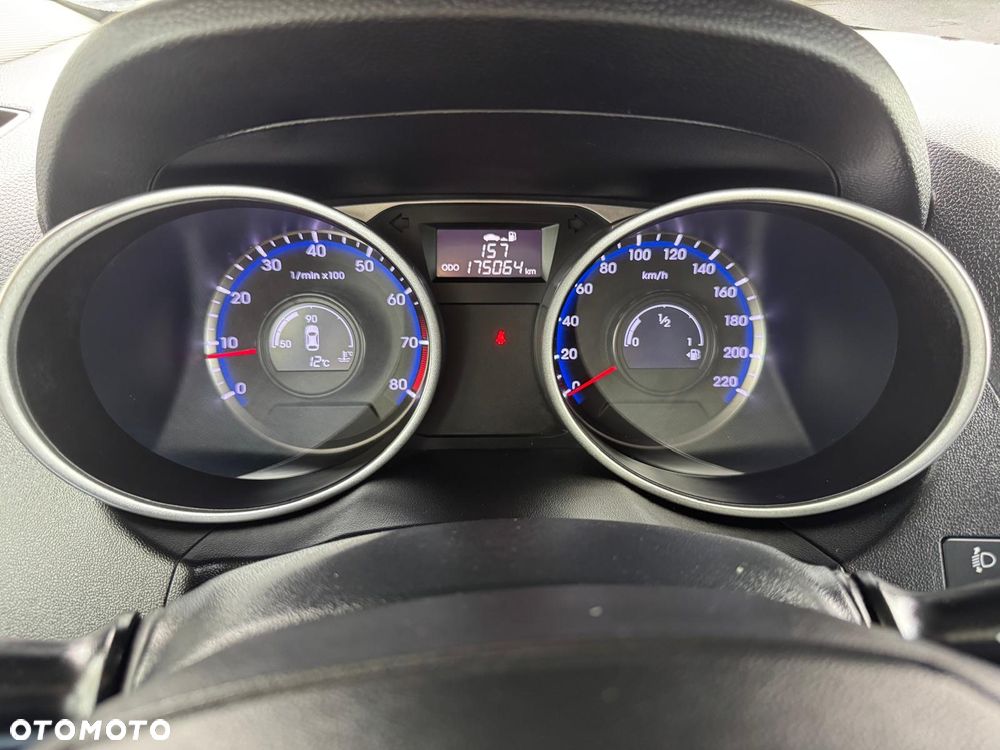 Hyundai ix35 - 21