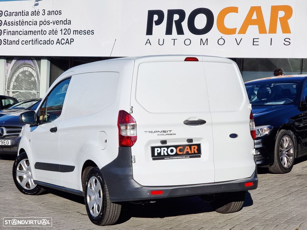 Ford Transit Courier 1.5 TDCi Ambiente - 23