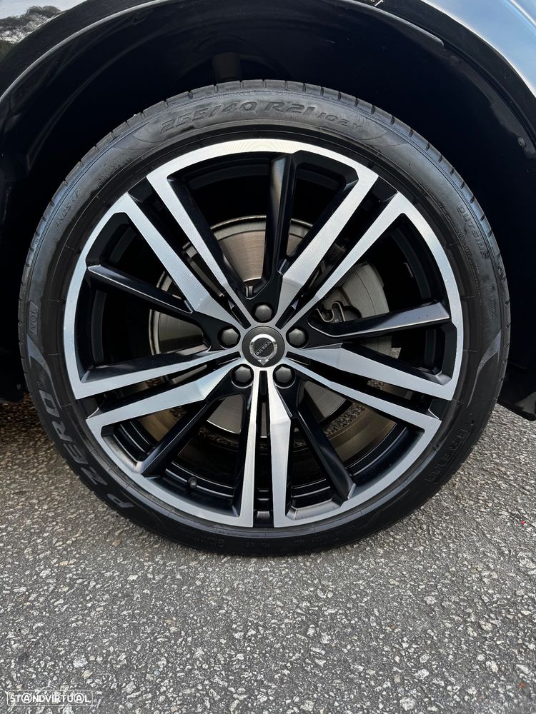 Volvo XC 60 2.0 T8 PHEV R-Design AWD - 12