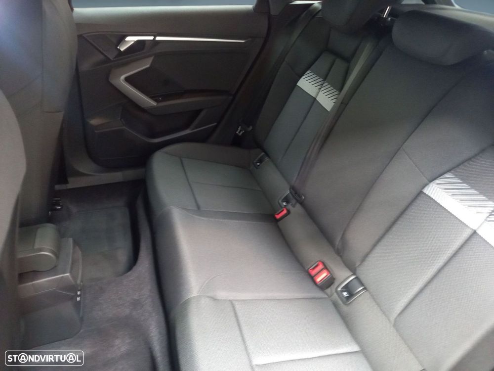 Audi A3 Allstreet 40 TFSIe - 13