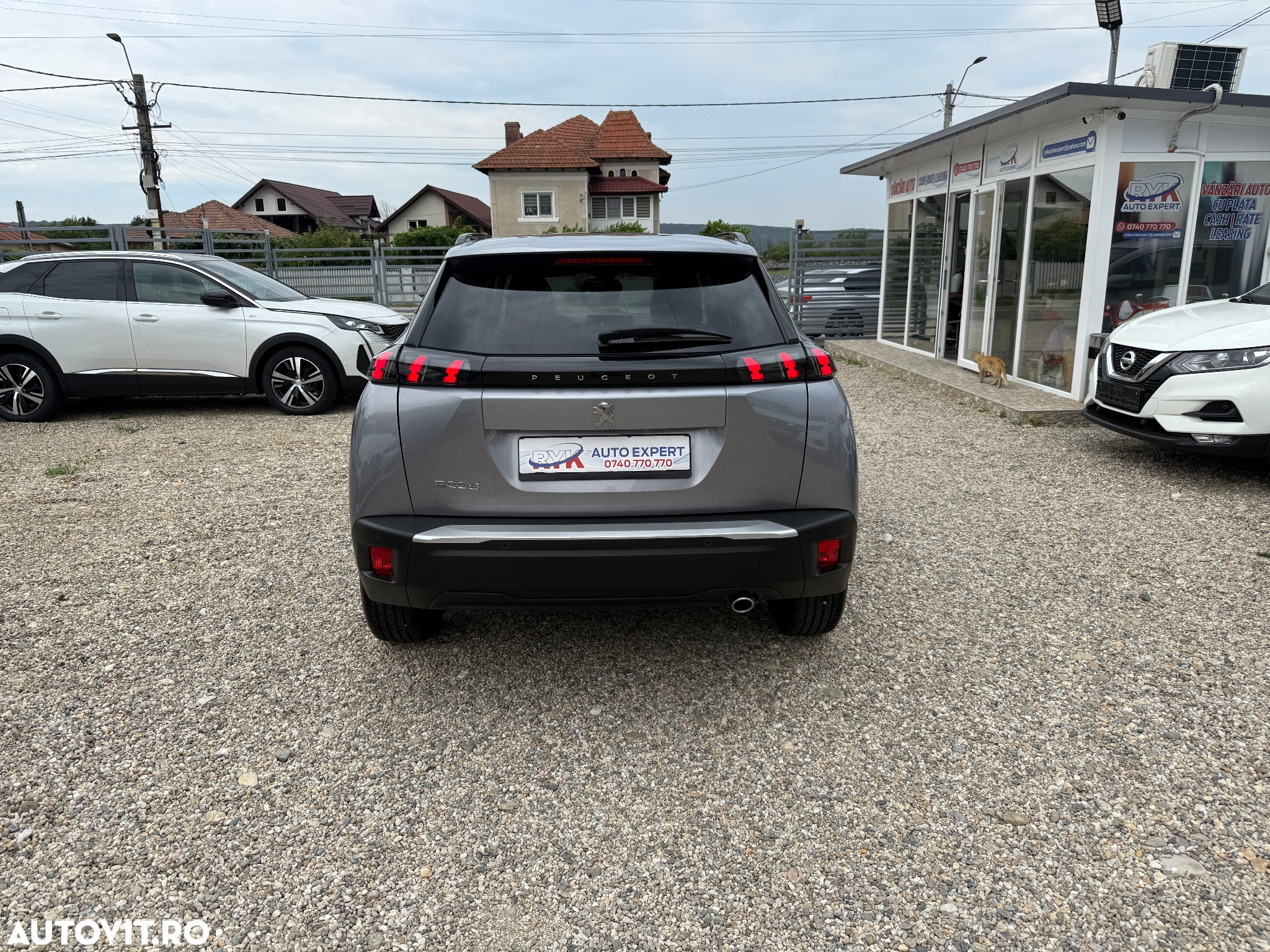 Peugeot 2008 BlueHDi 130 EAT8 Allure Pack - 3