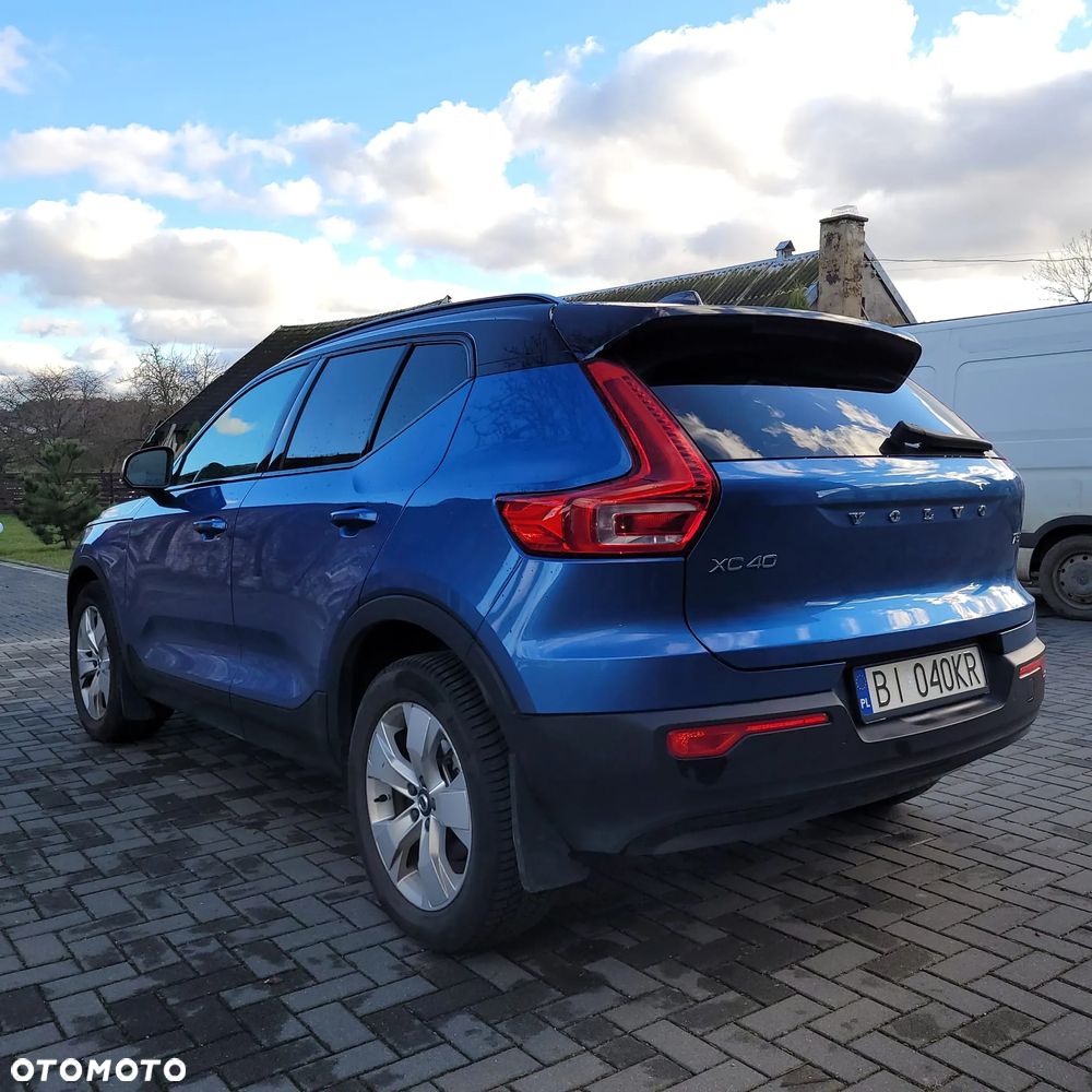 Volvo XC 40 T5 AWD R-Design - 4