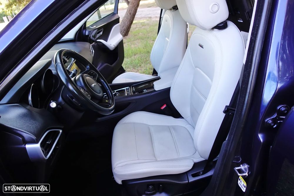 Jaguar F-Pace 2.0 i4D R-Sport Aut. - 41