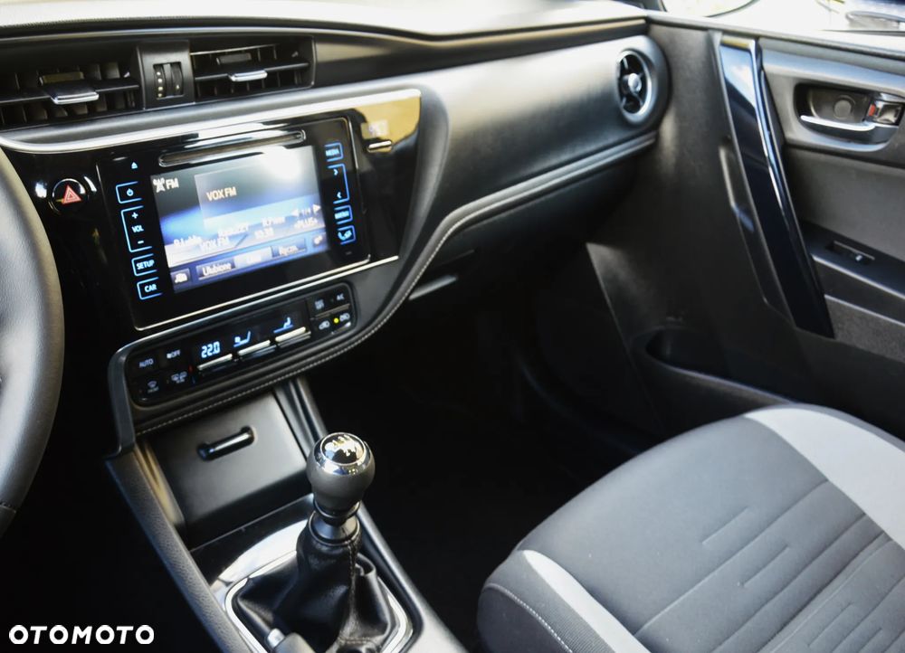 Toyota Auris - 17
