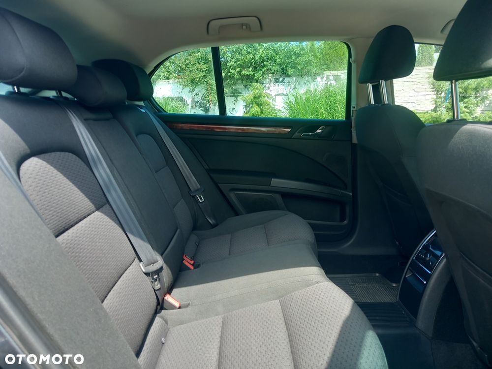 Skoda Superb 2.0 TDI Ambition - 10