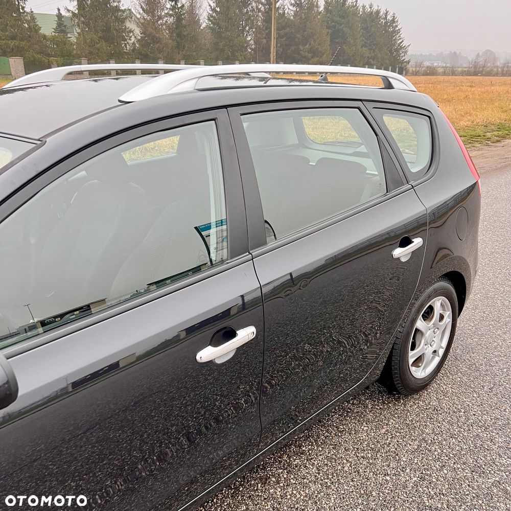 Hyundai i30 1.6 blue Comfort - 32