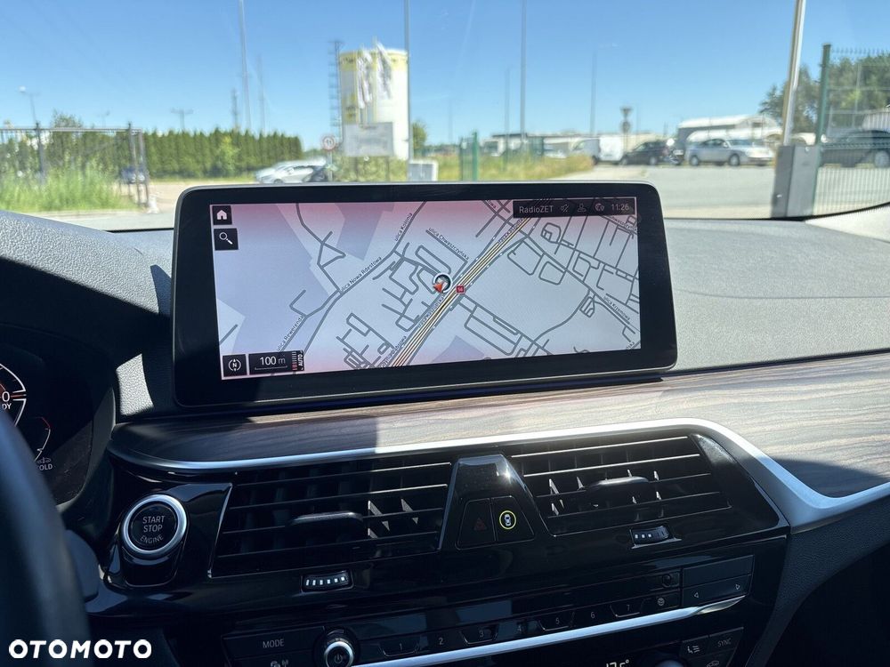 BMW Seria 5 520d mHEV - 23