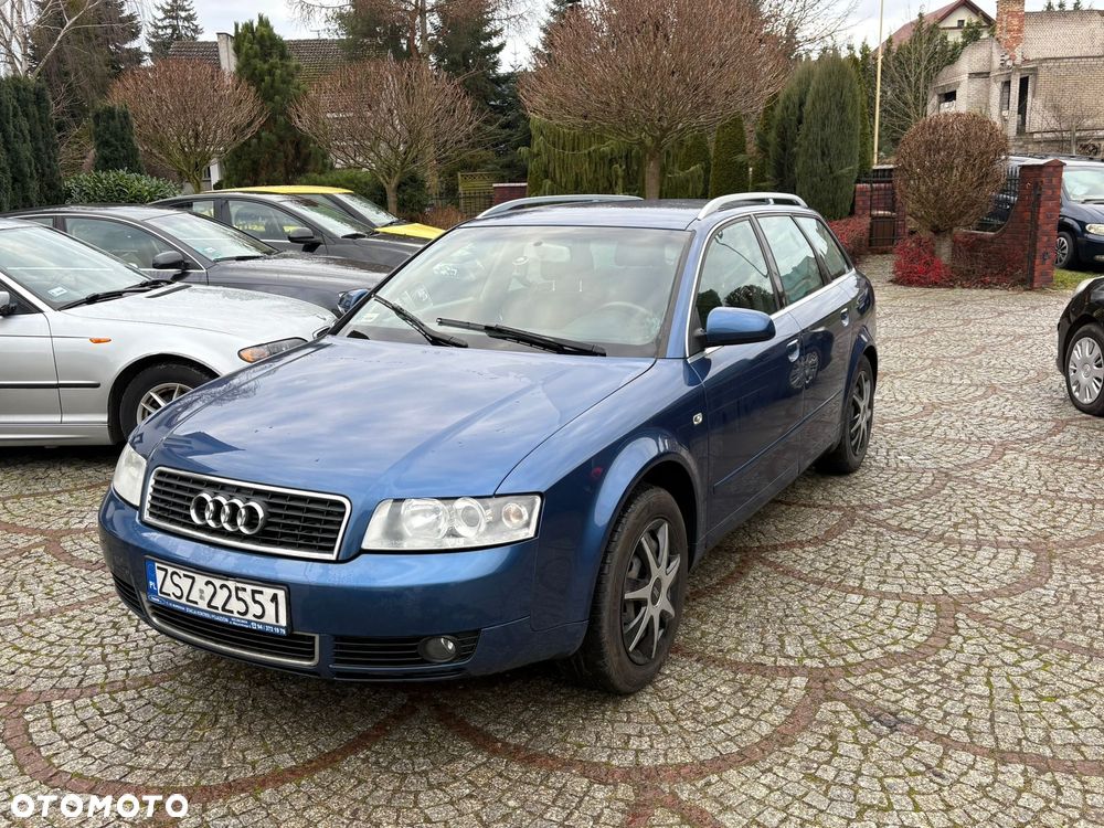 Audi A4 Avant - 1