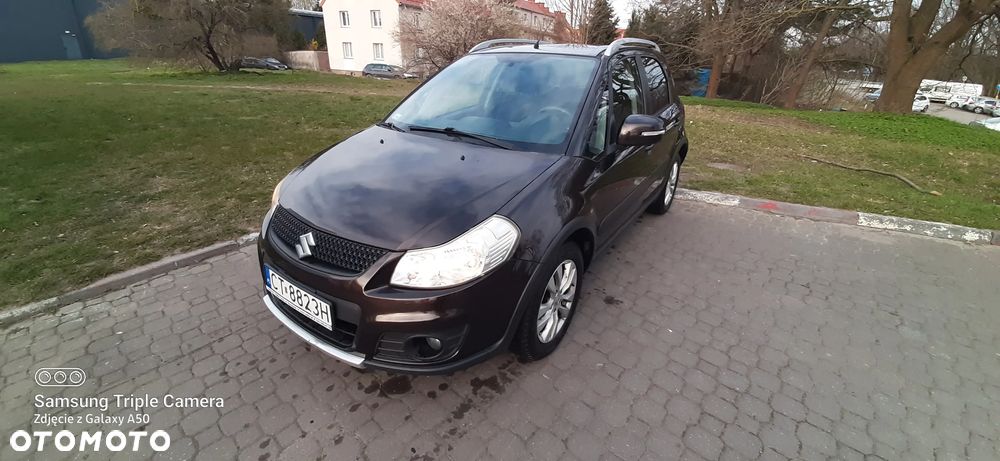 Suzuki SX4 1.6 Comfort Plus - 1