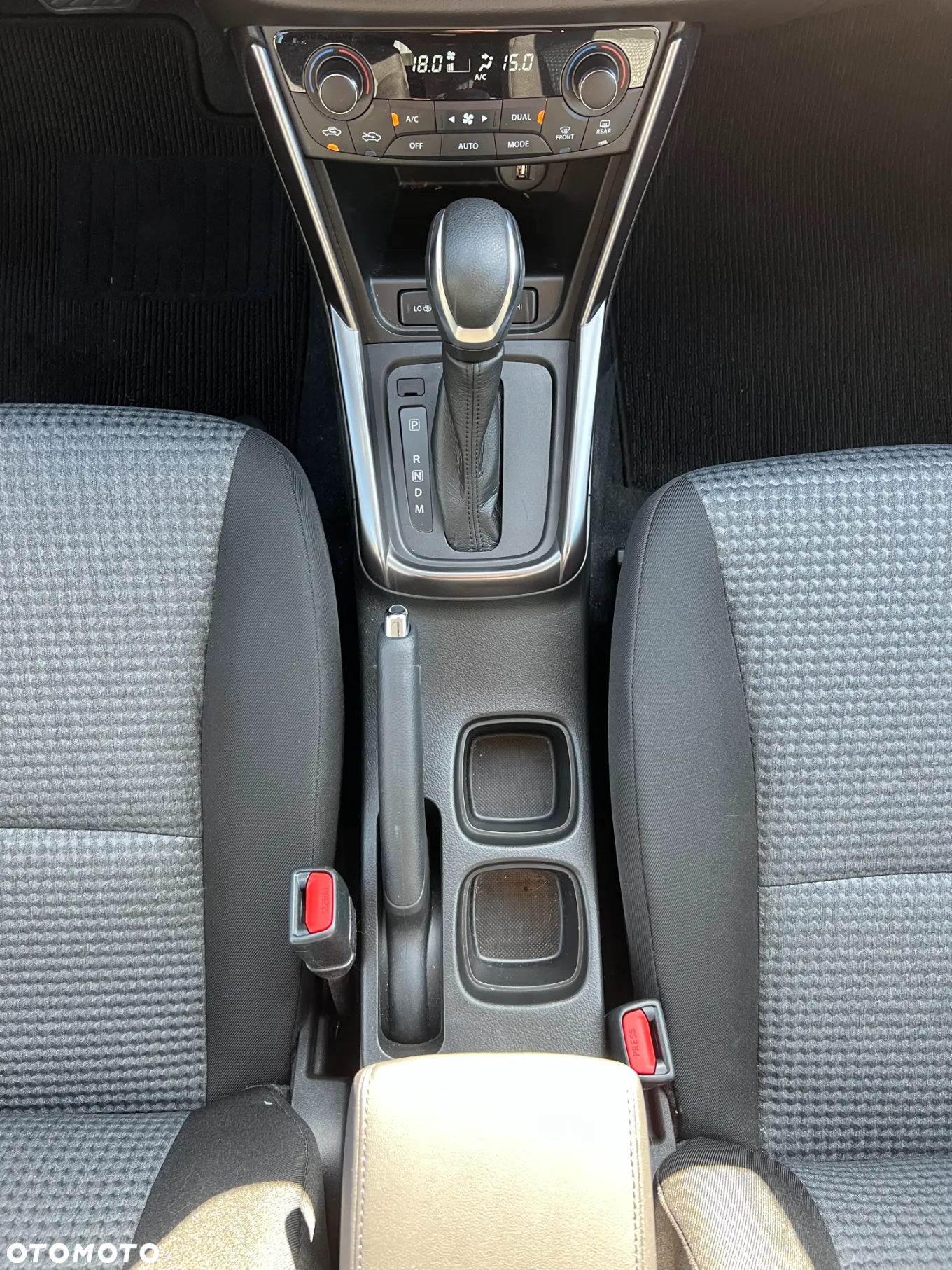 Suzuki SX4 S-Cross 1.5 DualJet Hybrid Premium Plus SP AGS - 11