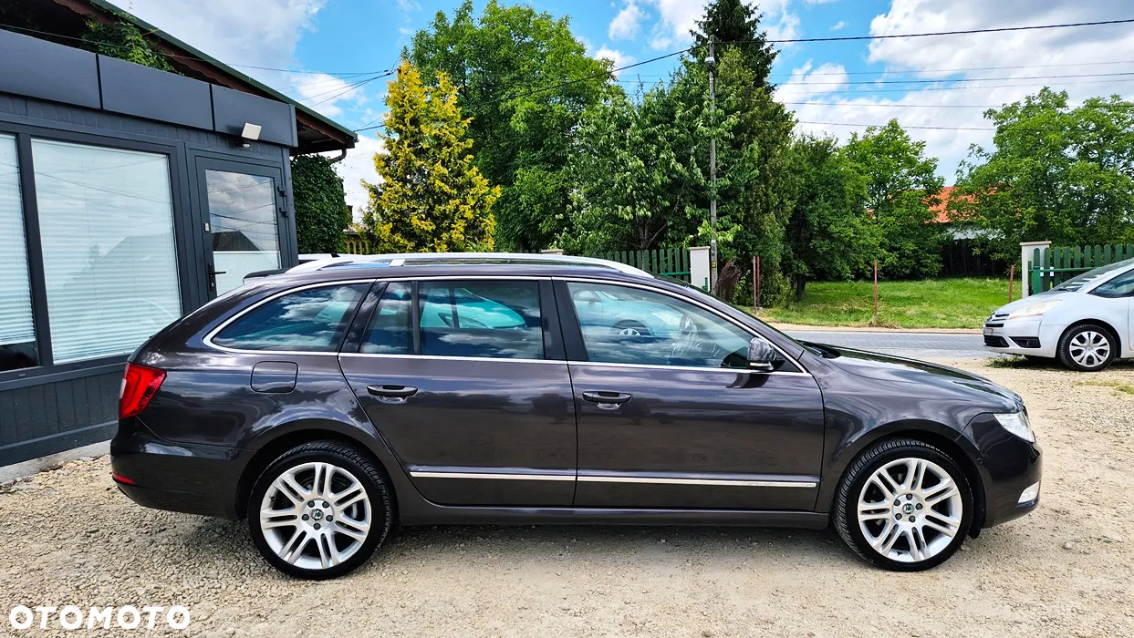 Skoda Superb 2.0 TSI Business DSG - 13