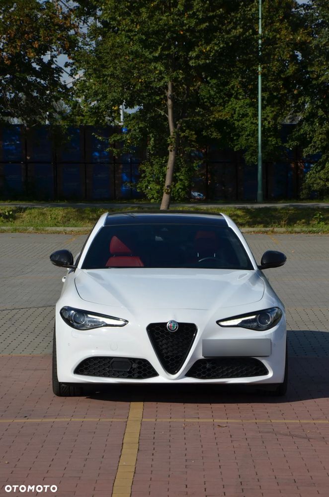 Alfa Romeo Giulia 2.0 Turbo 16V AT8 Veloce Ti - 5