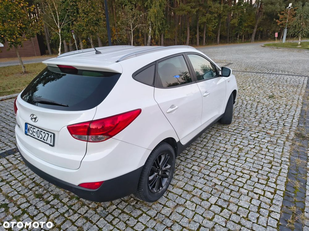 Hyundai ix35 blue 1.6 2WD Finale Silver - 4