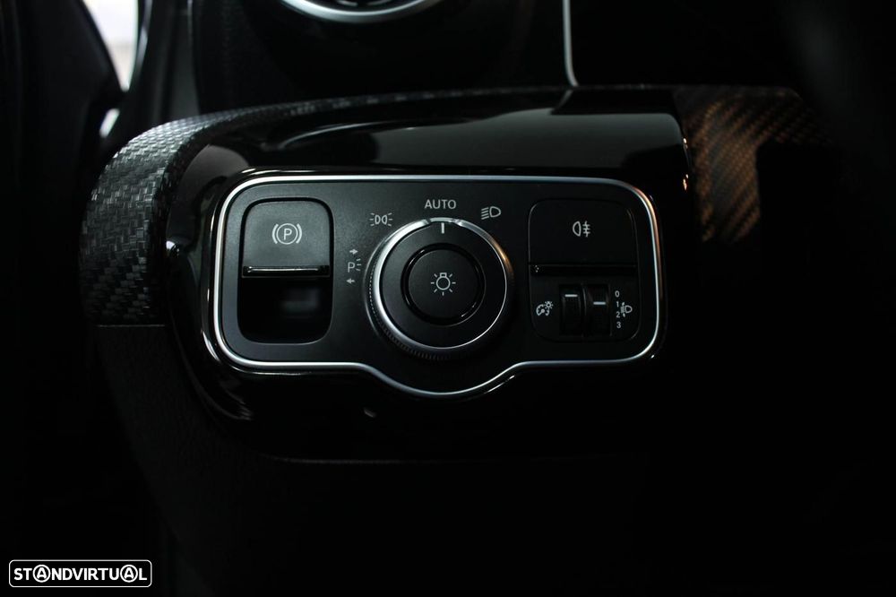 Mercedes-Benz A 180 Limousine d 7G-DCT Progressive - 23