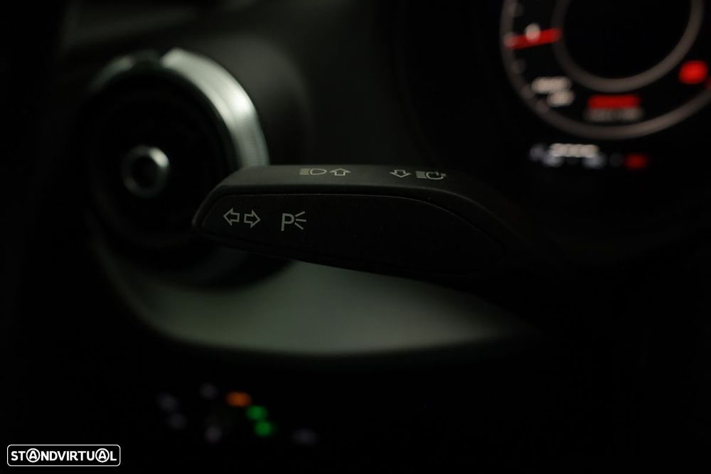 Audi Q2 35 TFSI S line - 16