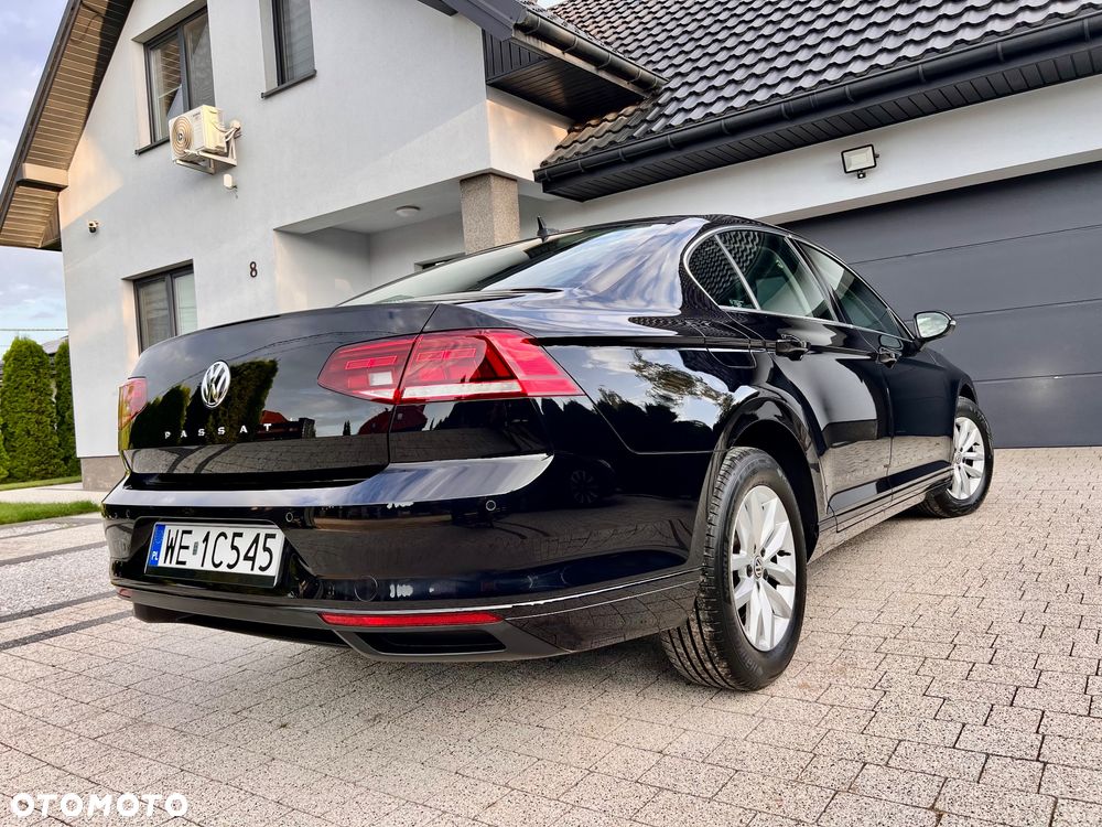 Volkswagen Passat 2.0 TDI EVO Business - 33