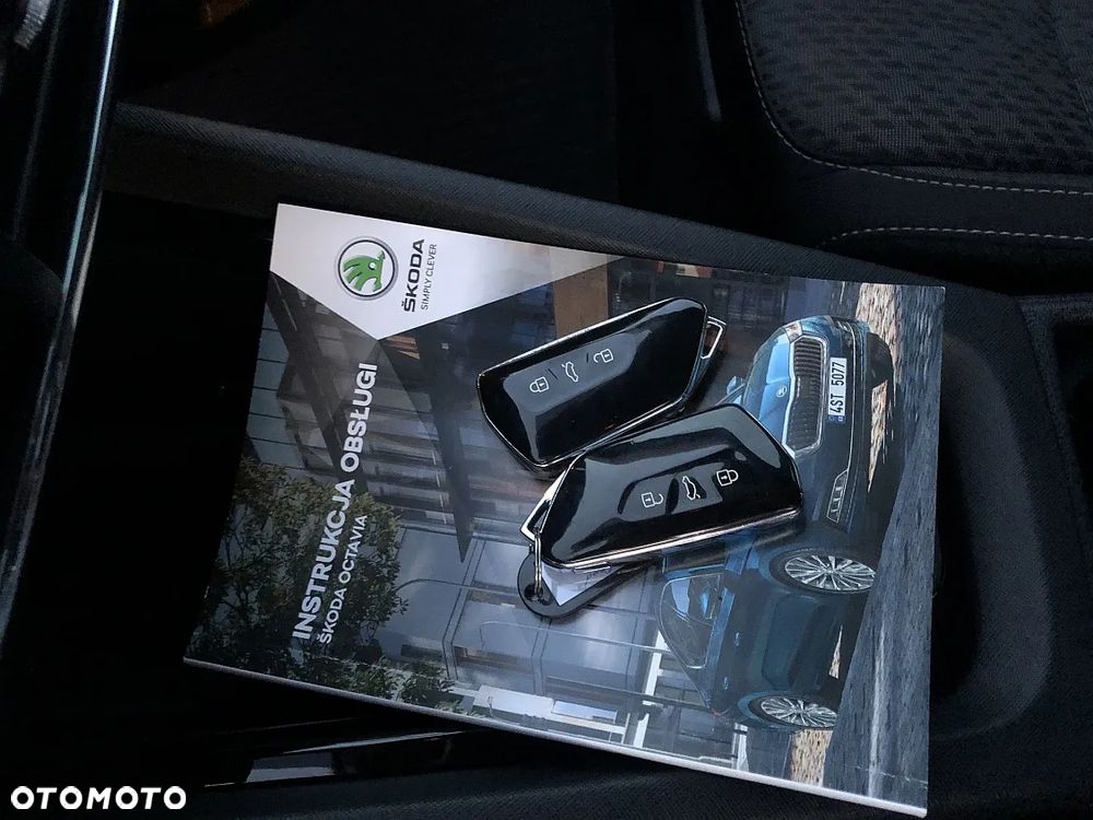 Skoda Octavia 2.0 TDI SCR Style DSG - 37