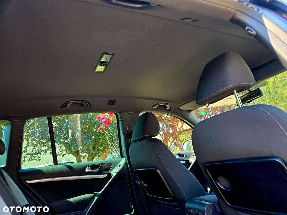 Volkswagen Tiguan 2.0 TSI 4Motion DSG Sport & Style - 9