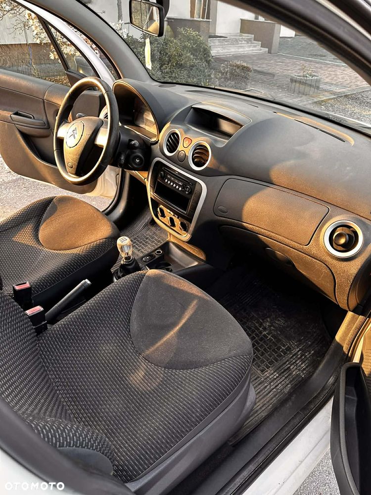 Citroën C3 1.4 HDi First - 10