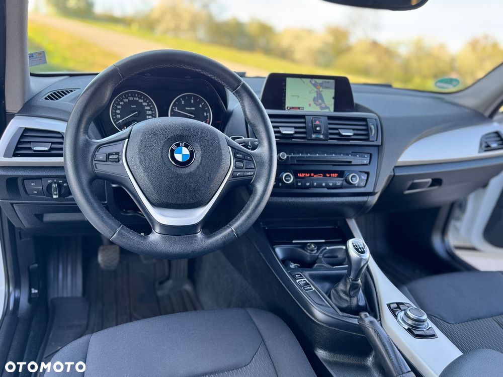 BMW Seria 1 118d DPF Edition Sport - 32