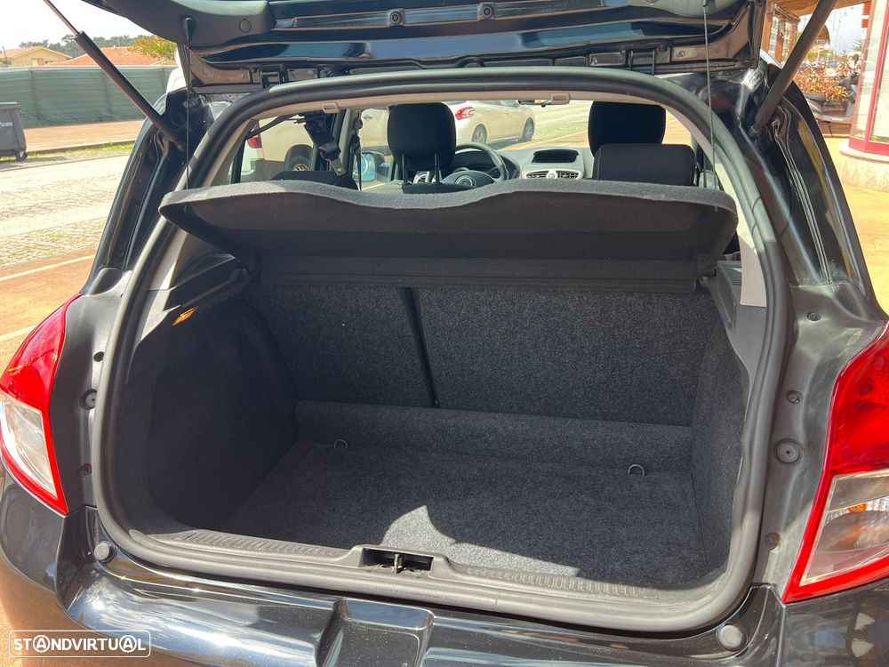 Renault Clio 1.2 16V Dynamique S - 18