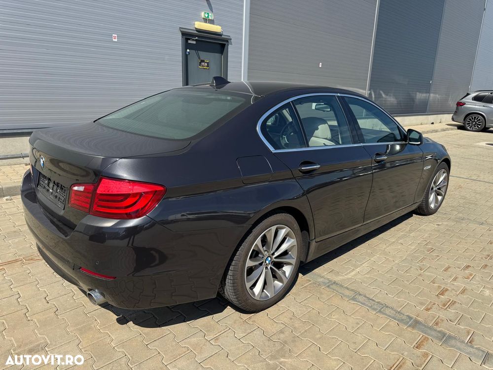 BMW Seria 5 535d xDrive - 16