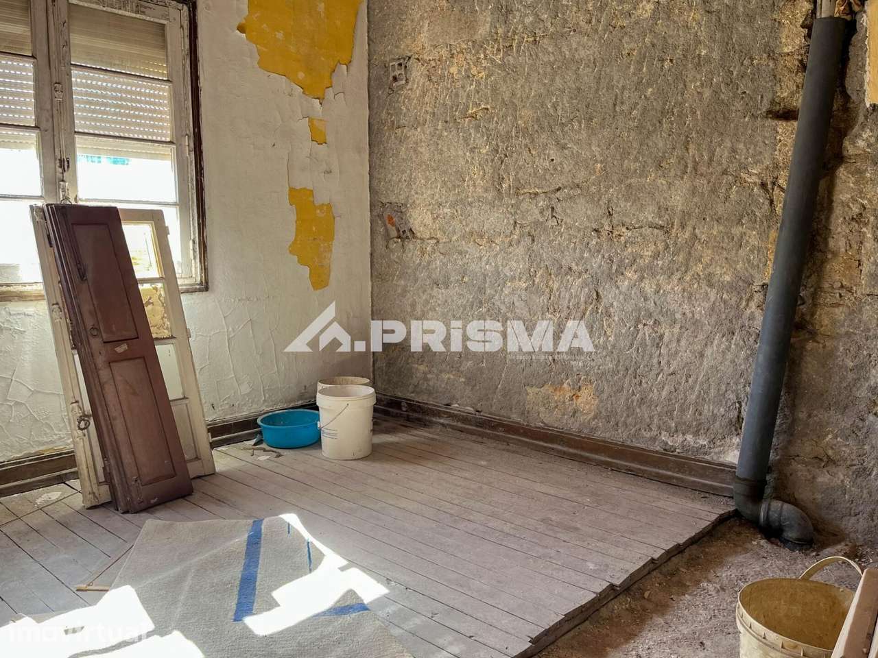 Apartamento T5 para remodelação total no centro de Castelo Branco - Grande imagem: 5/22