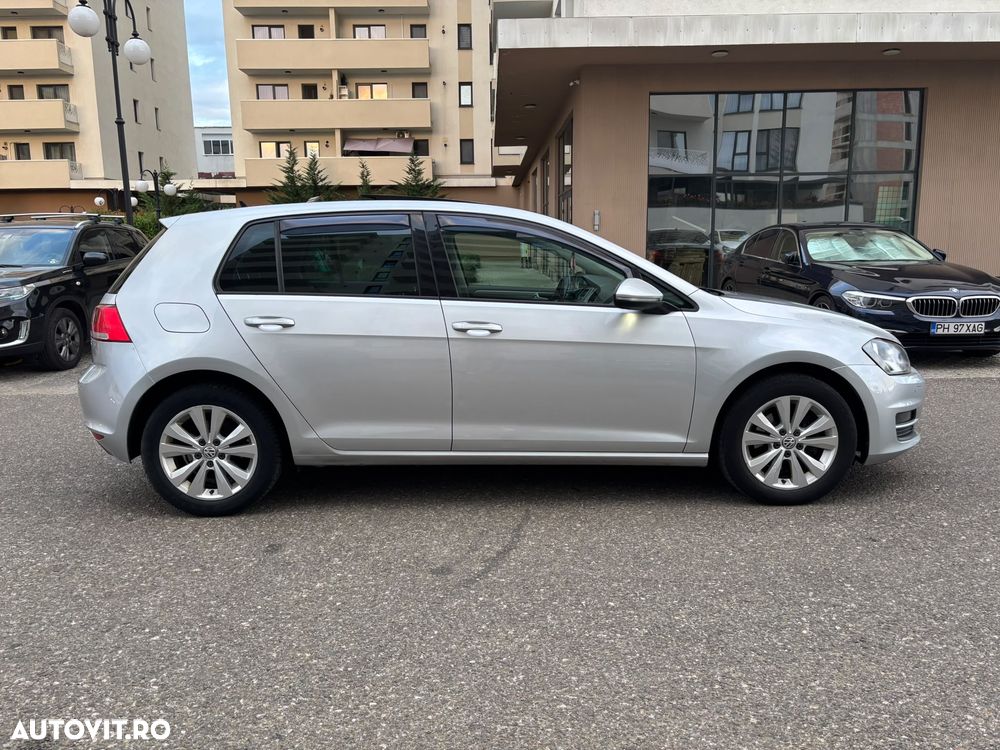 Volkswagen Golf 1.6 TDI DPF BMT DSG Comfortline - 12