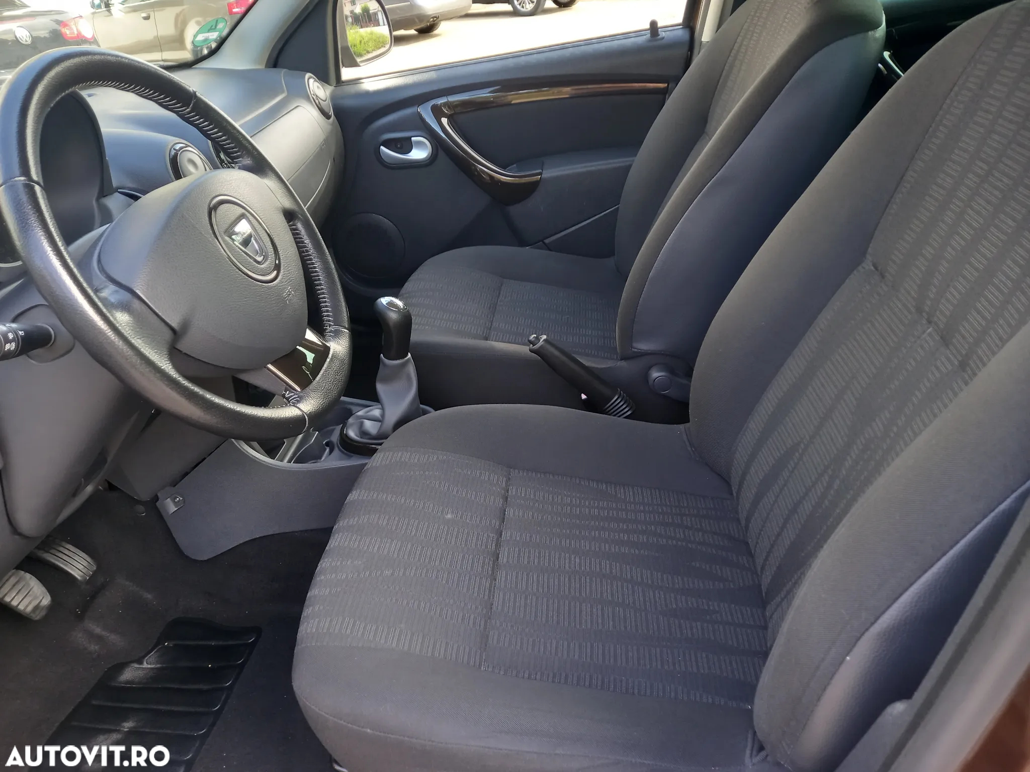 Dacia Duster 1.6 4x2 Prestige - 10
