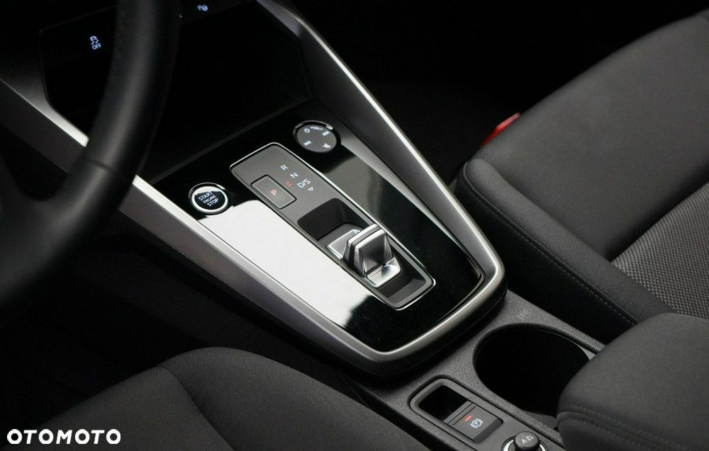 Audi A3 Sportback - 13