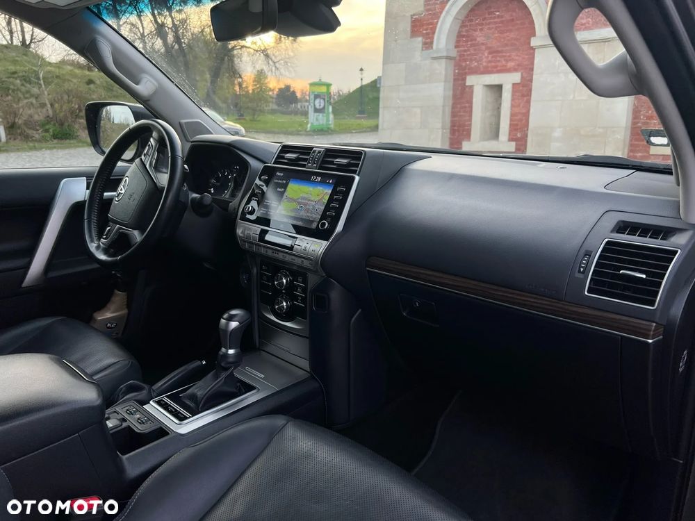 Toyota Land Cruiser LC 2.8 D-4D Invincible - 6