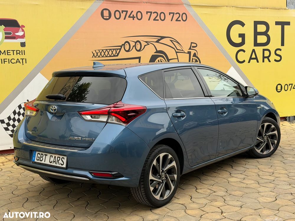 Toyota Auris 1.8 L VVT-i Sol + - 10