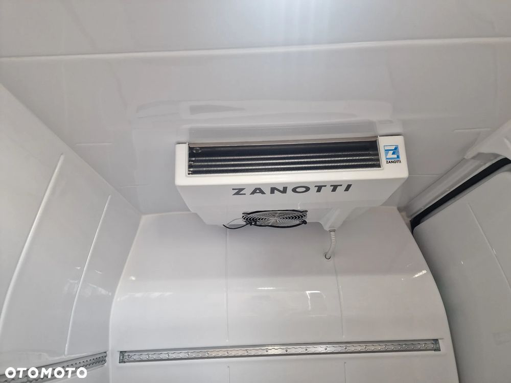 Toyota Proace City - 10