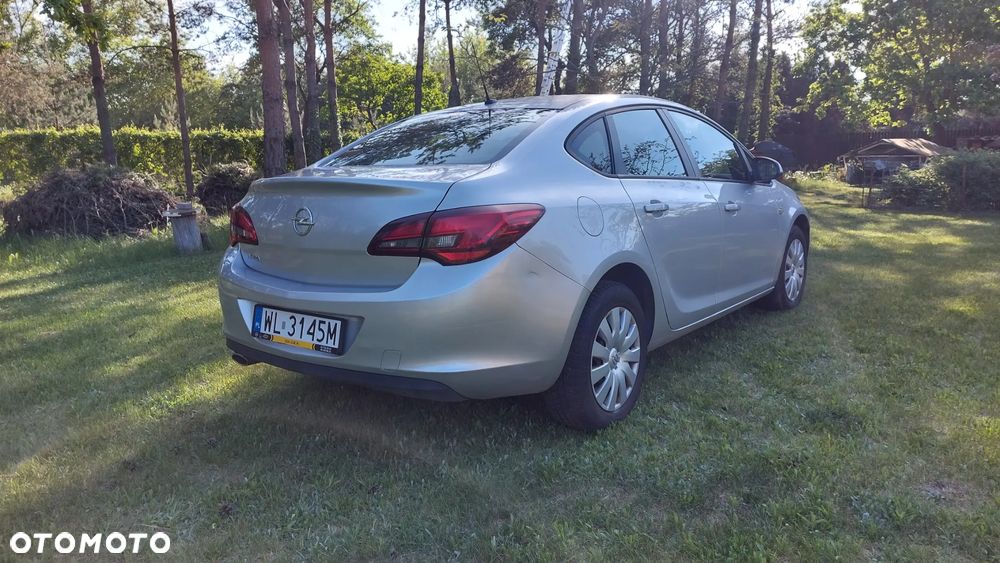 Opel Astra 1.4 T Active EU6 - 5