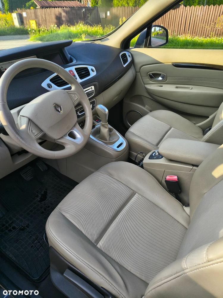 Renault Scenic 2.0 16V Privilege CVT - 4