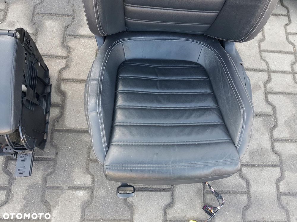 VW SCIROCCO III 08-14r FOTELE SKÓRZANE KANAPA - 11