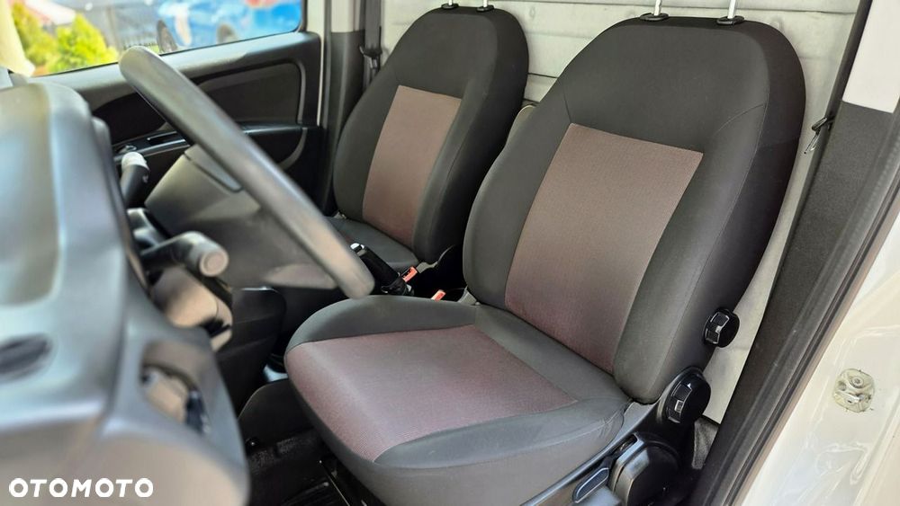 Fiat Doblo - 17