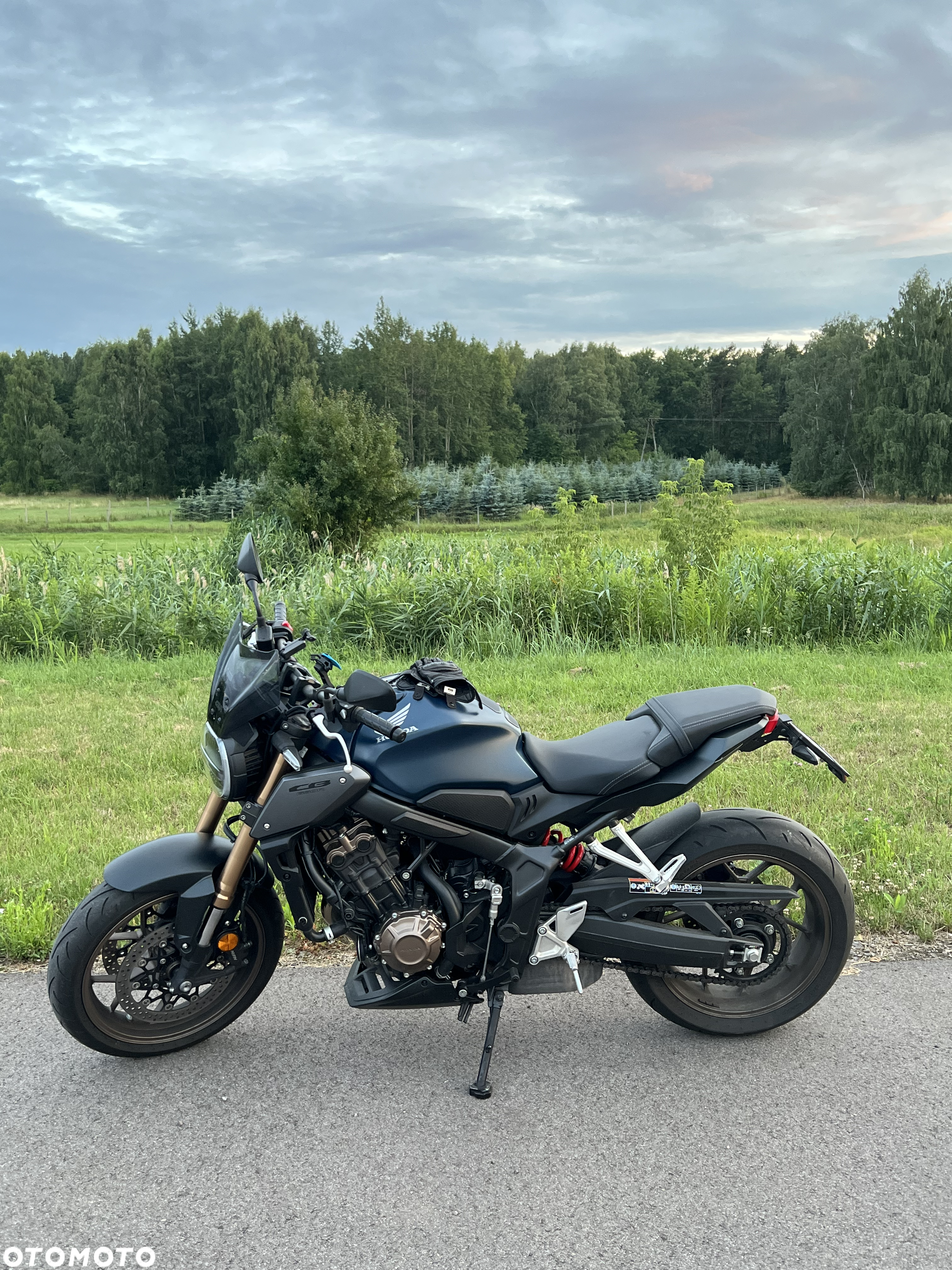 Honda CB - 2
