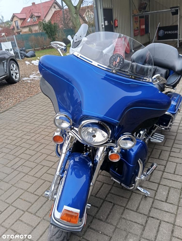 Harley-Davidson FLHT Electra Glide Standard - 1