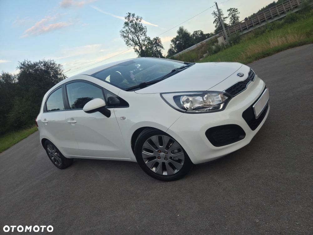 Kia Rio 1.2 Attract - 2